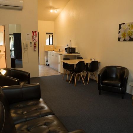 קיימברידג' Captains Quarters Motor Inn מראה חיצוני תמונה