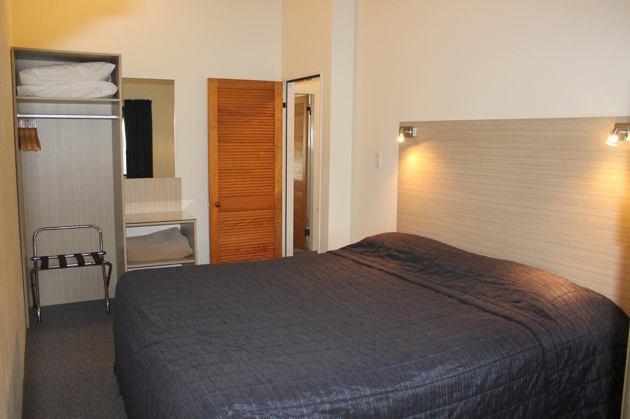 קיימברידג' Captains Quarters Motor Inn מראה חיצוני תמונה